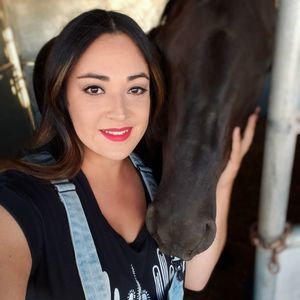 Meet your Posher, Fandee